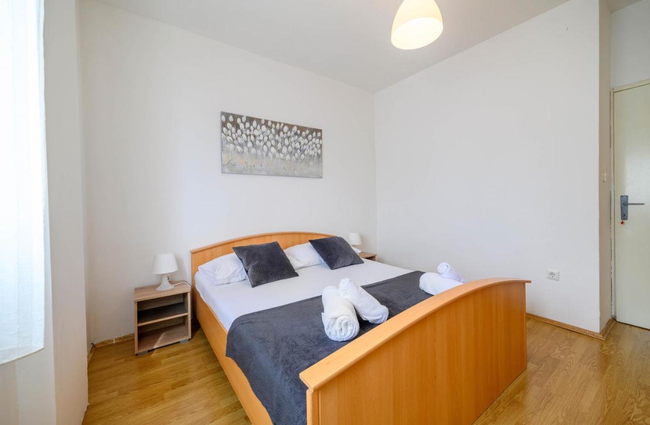 Apartment Malibu Zaboric Bagian luar foto