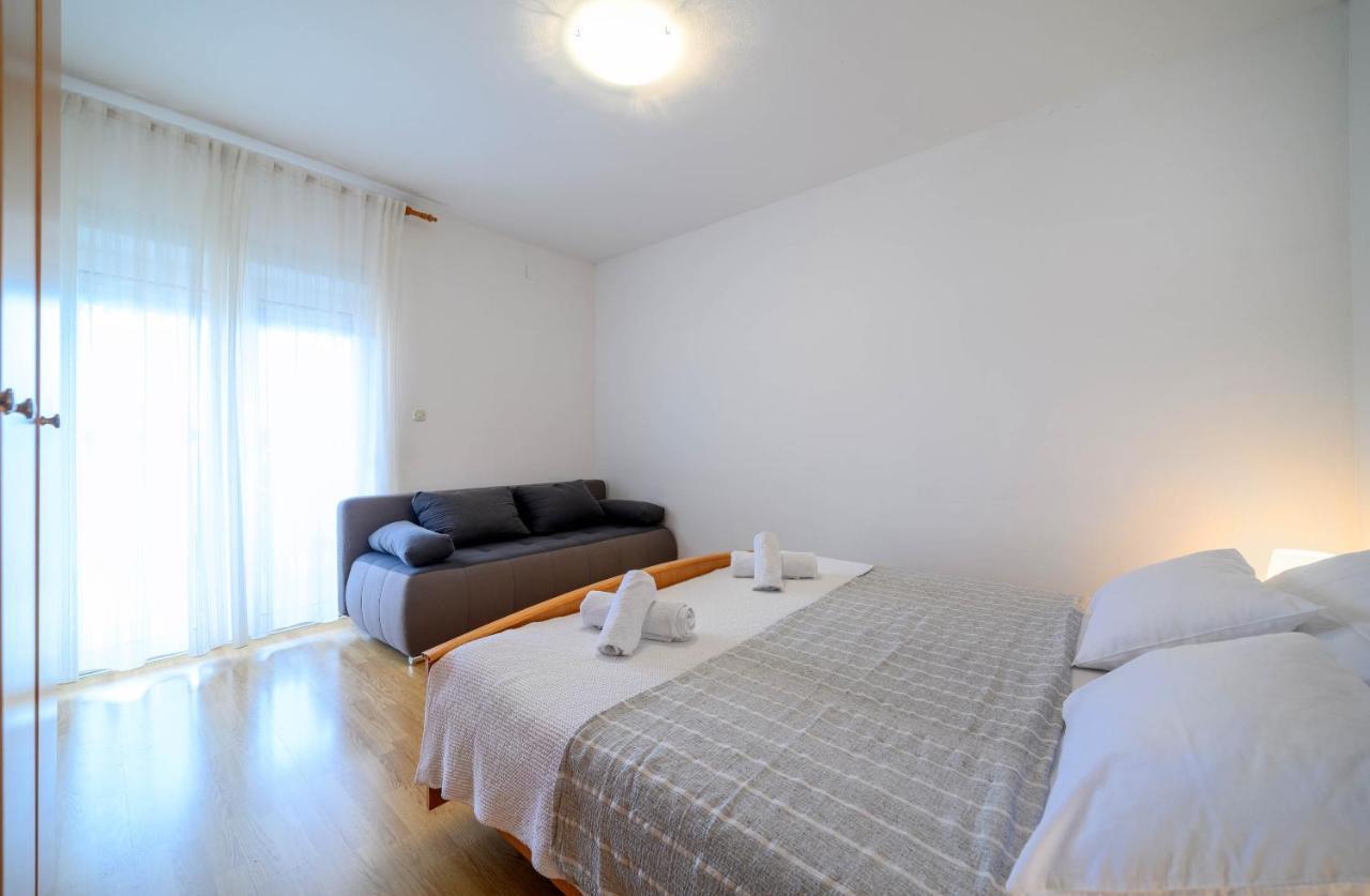 Apartment Malibu Zaboric Bagian luar foto