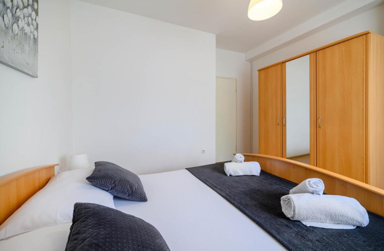 Apartment Malibu Zaboric Bagian luar foto