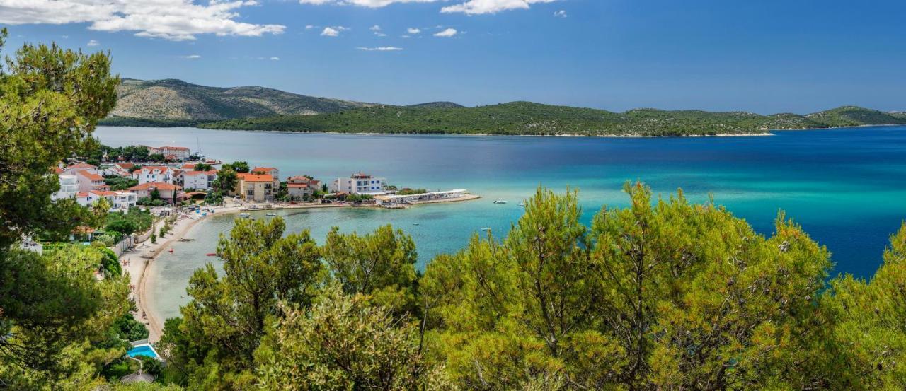 Apartment Malibu Zaboric Bagian luar foto