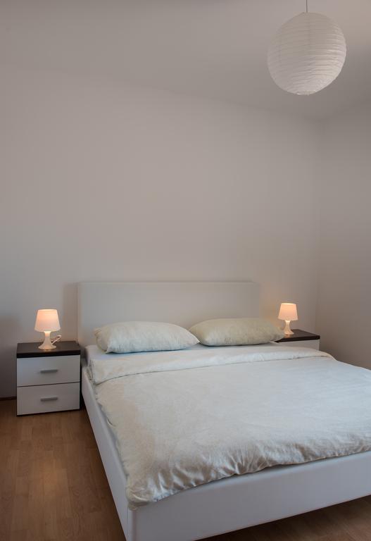 Apartment Malibu Zaboric Bagian luar foto
